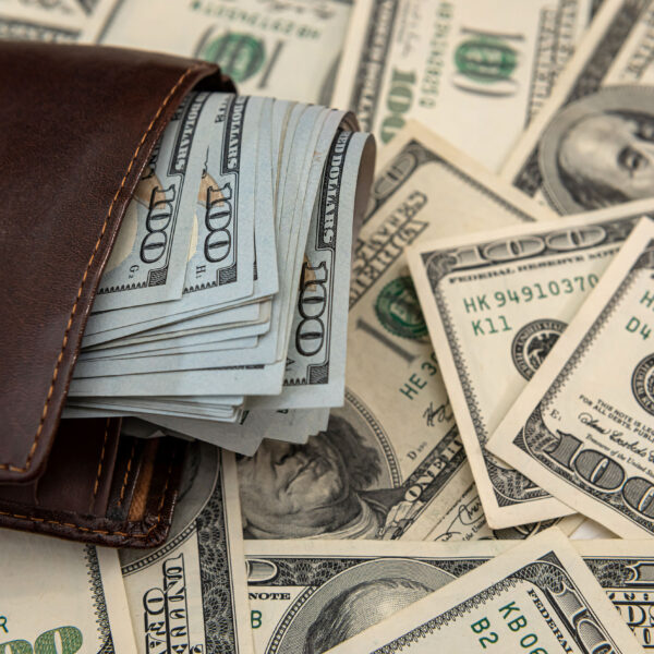 Money Loves Me! How to Woo Wealth into Your Wallet