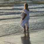 How the Ocean Can Artistically Heal the Soul_(@best-holistic-life-magazine @karen-hanlon @painting-your-soul)