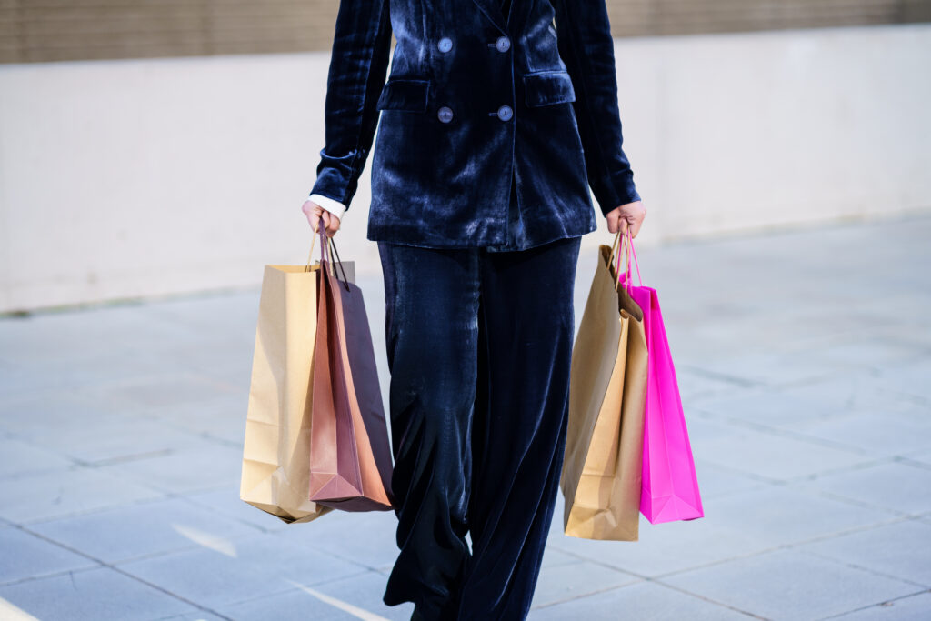 Unmasking_the_Stealth_Shopper_(@Best-Holistic-Life-Magazine @Dr-Cali-Estes @Featured-Writer)