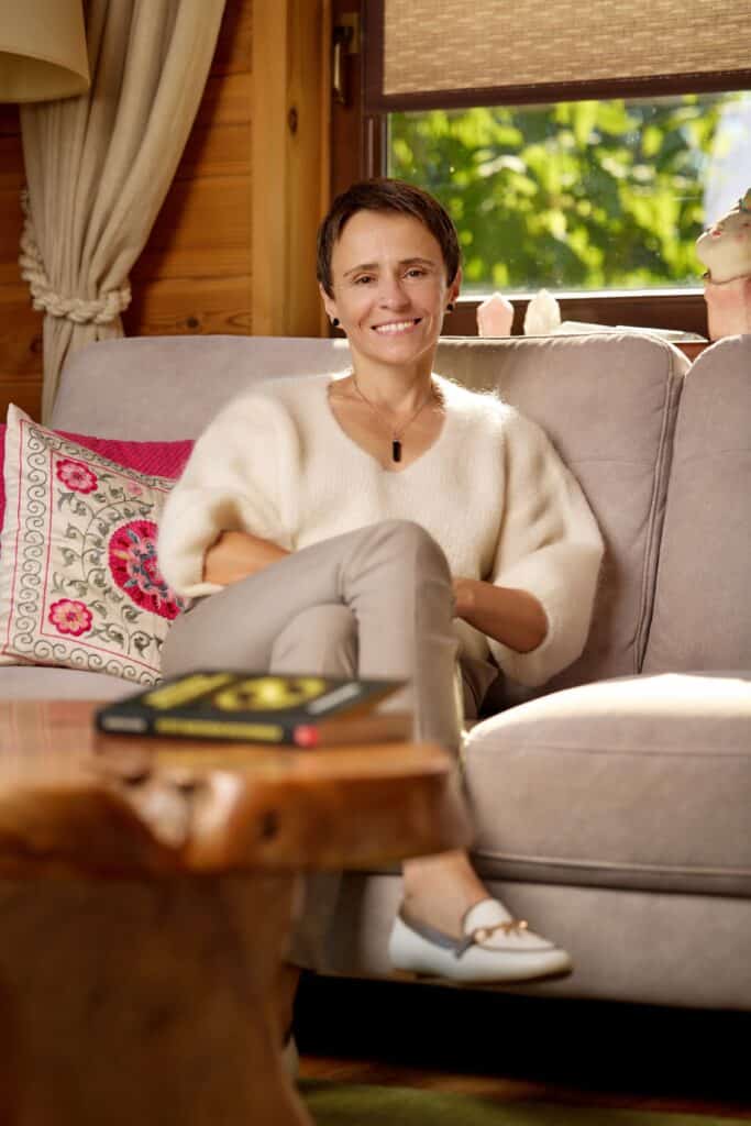 Is_Your_Inner_Child_Seeking_A_Parent_In_Your_Relationship_-_How_Unmet_Childhood_Needs_Shape_The_Dynamics_Of_Love_(@Best-Holistic-Life_@BestHolisticLifeMagazine_@Katarzyna-Dodd)_Photo-1