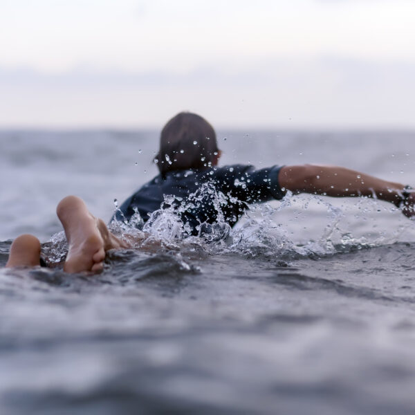 Ocean_Swimming_as_a_Substitute_for_Running_(@Best-Holistic-Life-Magazine @Featired-Article @Douglas-Mulhall)