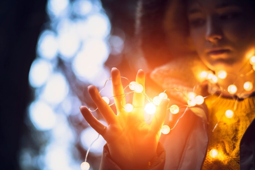 Energy_Update_December_2024_(@Best-Holistic-Life-Magazine_@Featured-Article_@Laetitia-Andrac)_Cover-Photo