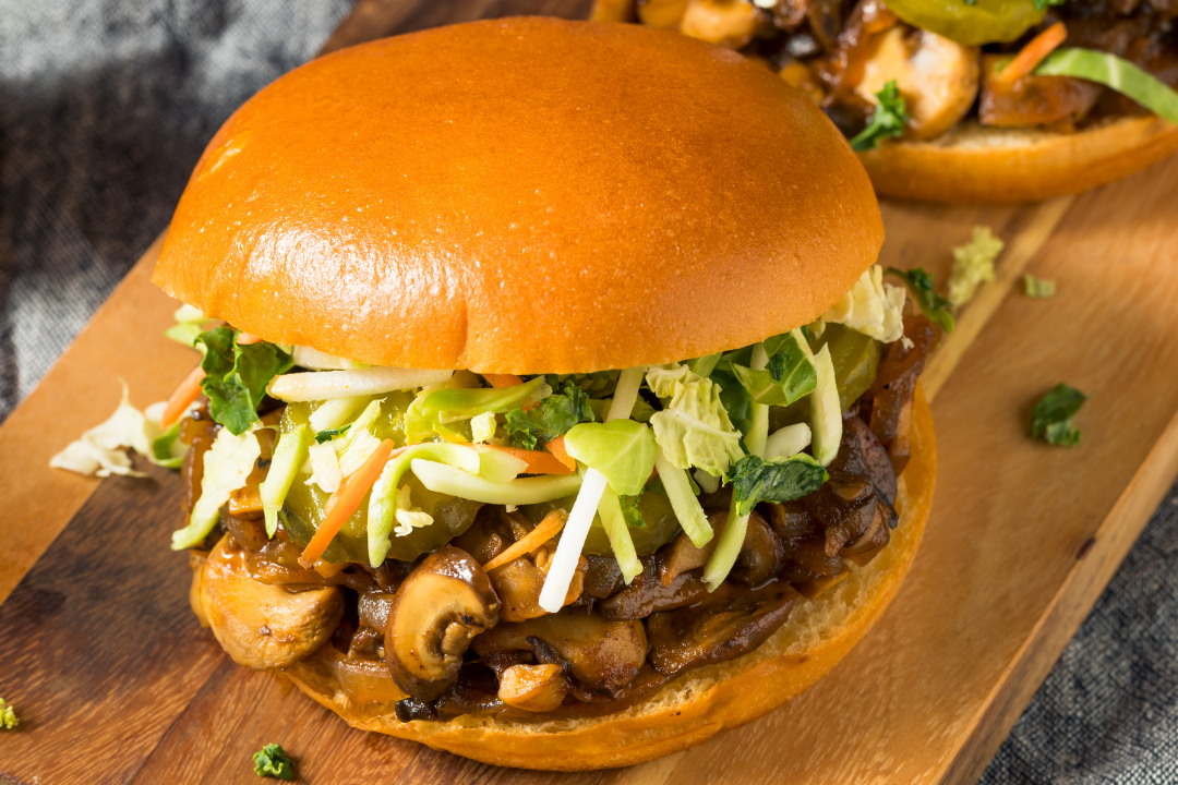 Sizzlin_Shroomwich_(@Best-Holistic-Life_@BestHolisticLifeMagazine_@New-Release_@Recipes_@Dr-Dixie-Dee-Short)_Cover-Photo