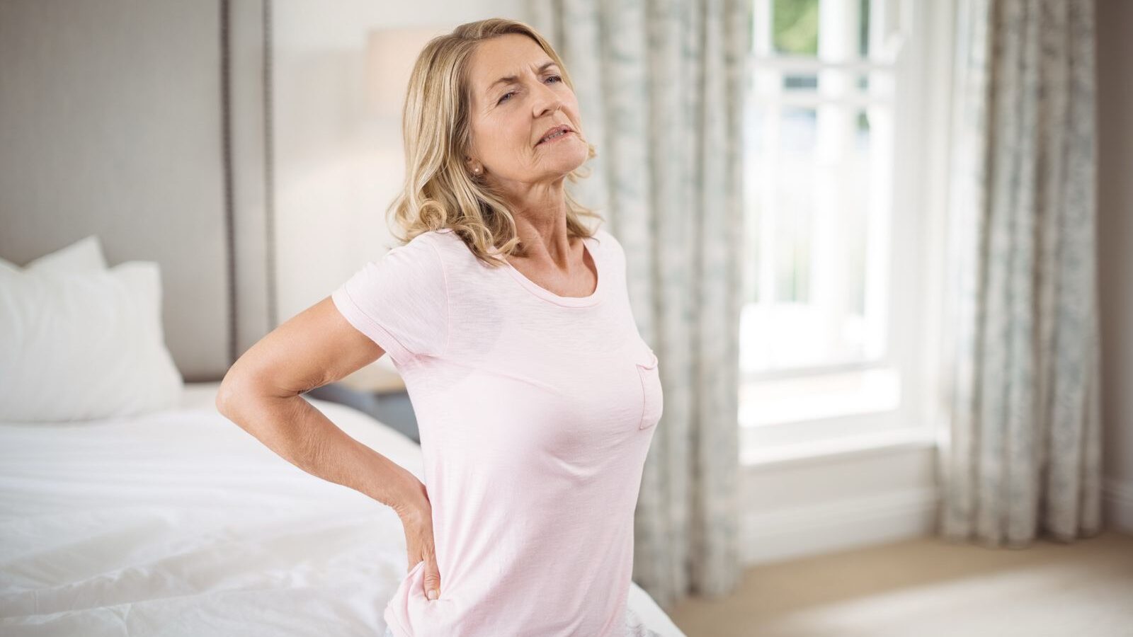 Pain_is_the_Message_in_the_Bottle_Understanding_the_Deeper_Meaning_Behind_Pain_(@Best-Holistic-Life_@BestHolisticLifeMagazine_@New-Release_@AzLynn-Berry)_Cover-Photo