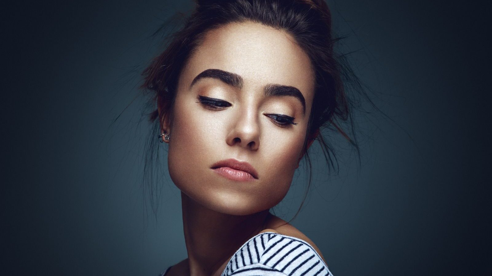 The_Trauma_Behind_Your_Negative_Sel-Talk_(@Best-Holistic-Life_@BestHolisticLifeMagazine_@New-Release_@Dr-Angela-Kung)_Cover-Photo