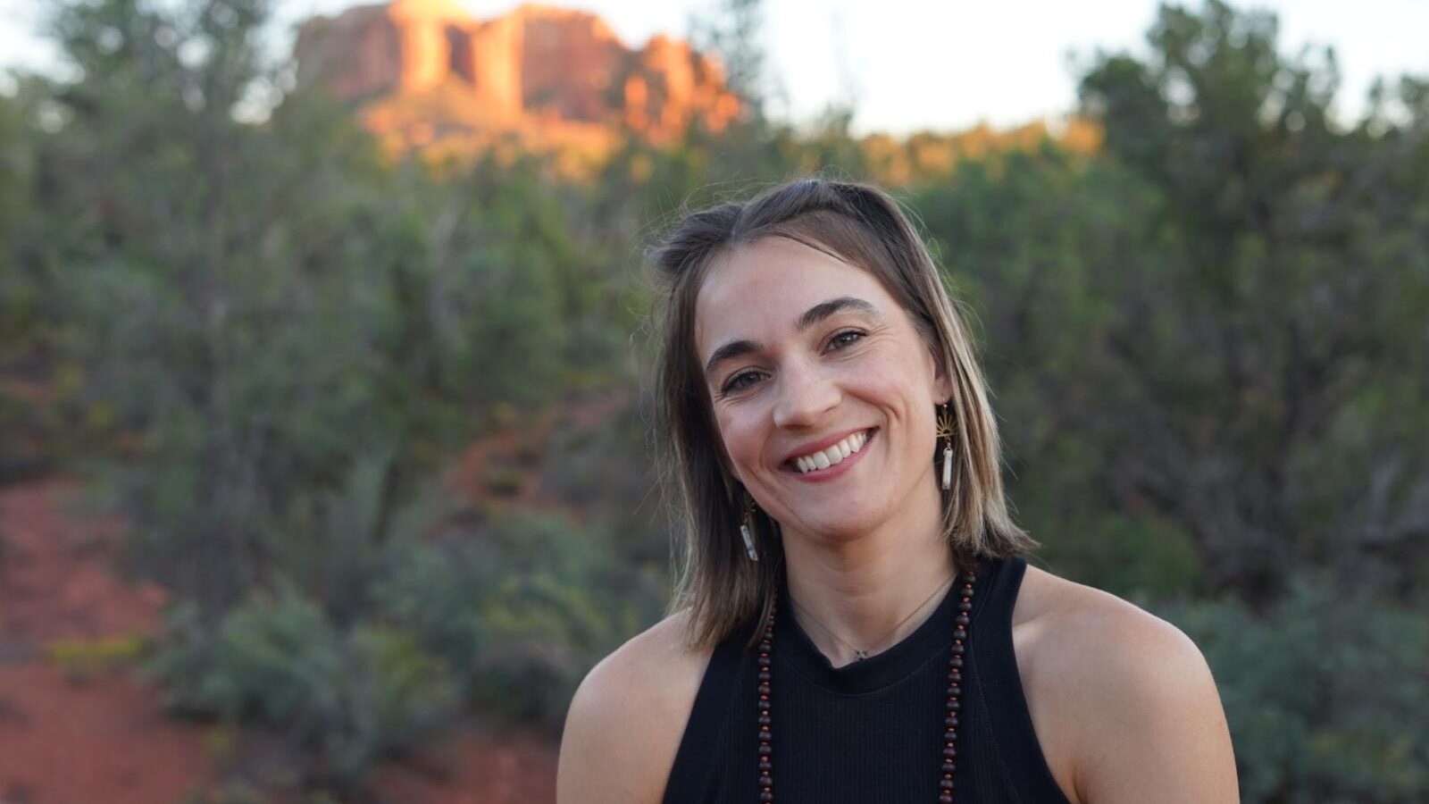 The_Healing_Power_of_Nature_Finding_Ourselves_in_the_Wild_(@Best-Holistic-Life_@BestHolisticLifeMagazine_@New-Release_@Parinaz-Shams)_Cover-Photo