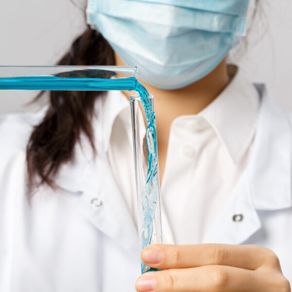 The_Fluoride_Controversy_(@Best-Holistic-Life_@BestHolisticLifeMagazine_@New-Release_@Douglas-Mulhall)_Cover-Photo