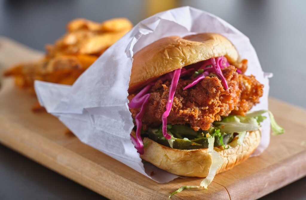 Transformation_Plate_Crispy_Chicken_&_Tangy_Slaw_(@Best-Holistic-Life_@BestHolisticLifeMagazine_@New-Release_@Recipes_@Dr-Dixie-Dee-Short)_Cover-Photo