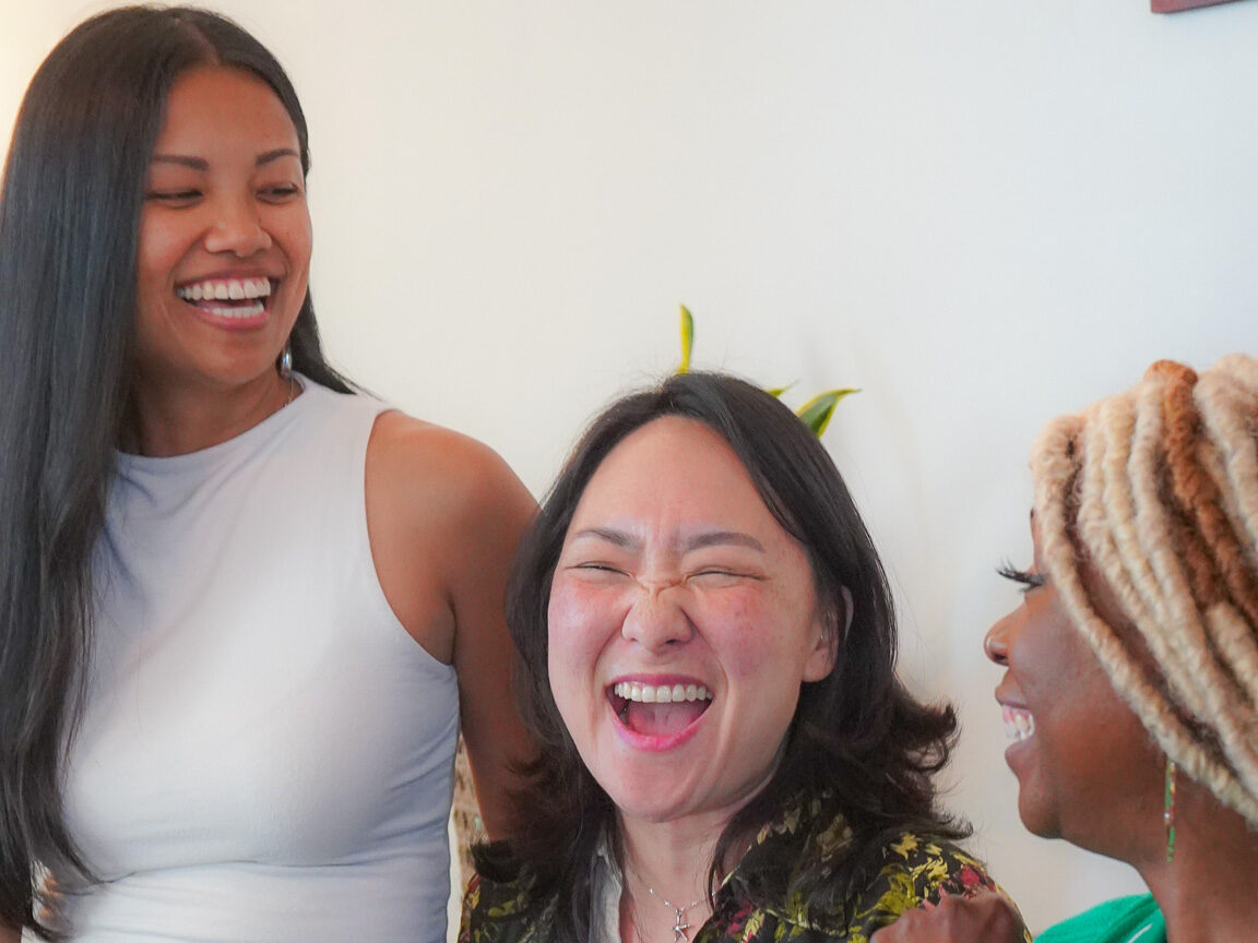 The_Beauty_in_the_Shaky_Seasons_Embracing_Change_with_Grace_&_Grit_(@Best-Holistic-Life_@BestHolisticLifeMagazine_@New-Release_@Krystal-Jugarap)_Cover-Photo