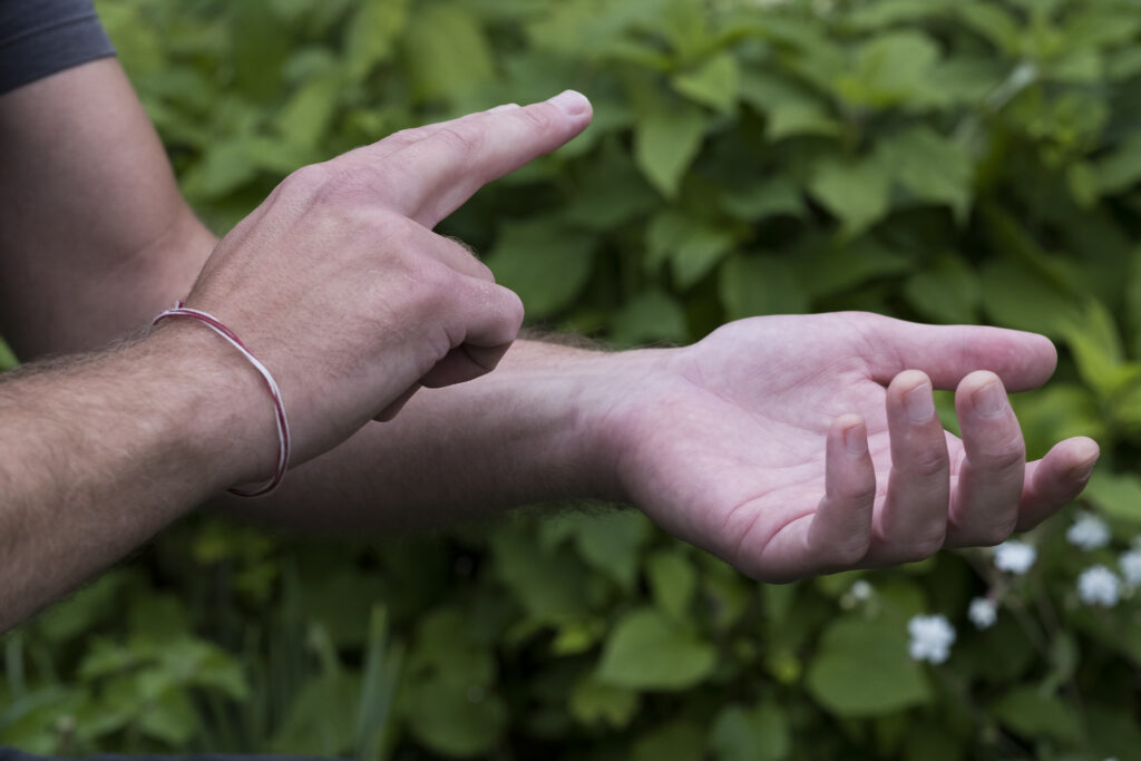 Magic_plus_Science_(@Best-Holistic-Life-Magazine @Veronica-Kelly @Eft)2