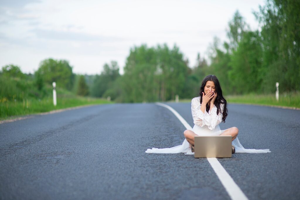 Meet_Me_at_the_Edge_Conversation_T_at_Changed_Everything_(@best-Holistic-Life-Magazine @Jana-Short).3