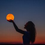 Moon_Magic_Full_Moon_And_New_Moon_tarot-Insights_(@Best-Holistic-Life-Magazine @Lisa-Kessler)