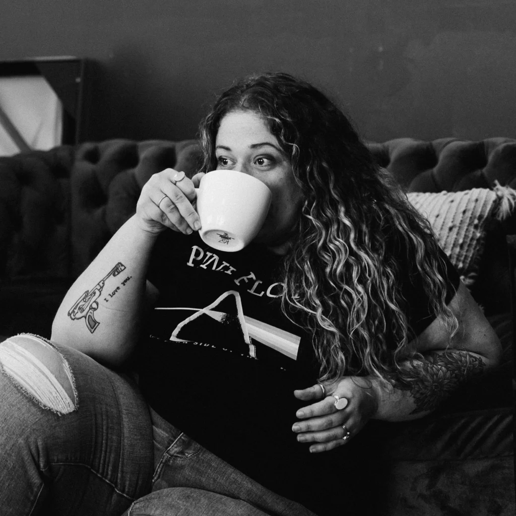 The_Beauty_in_the_Shaky_Seasons_Embracing_Change_with_Grace_&_Grit_(@Best-Holistic-Life_@BestHolisticLifeMagazine_@New-Release_@Krystal-Jugarap)_Cover-Photo