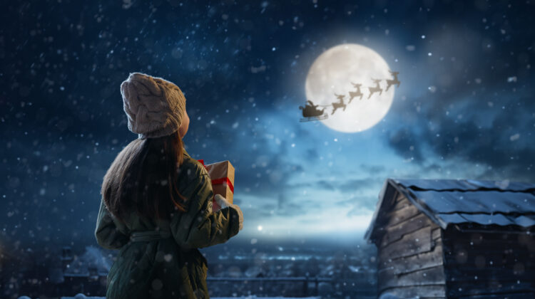 Moon Magic – Full Moon and New Moon Tarot insights for December 2025_(@Best-Holistic-Life-Magazine @Lisa-Kessler)