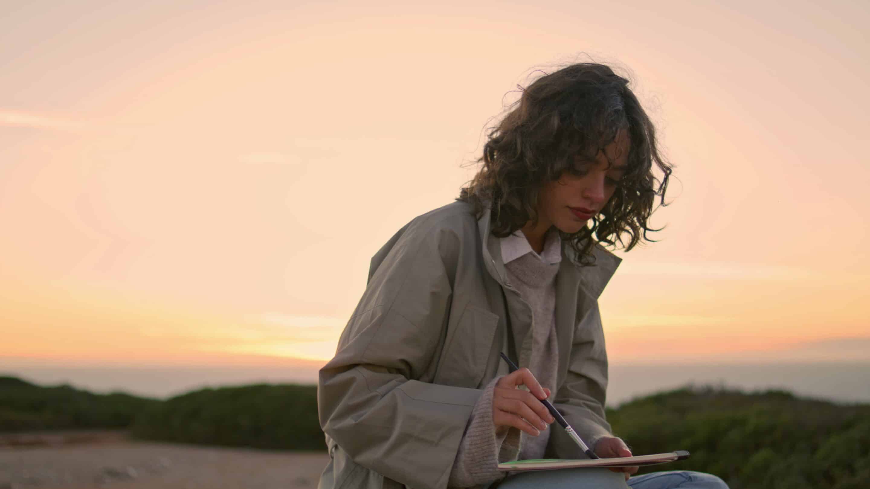 Discover How Writing Your Story Can Unlock Healing, Hope, and Courage_(@best-Holistic-Life-Magazine @Geri-Maroney).j